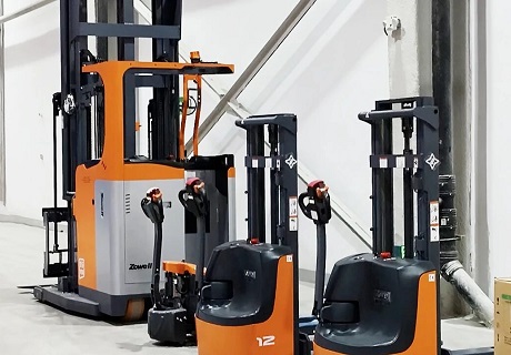 พื้นที่จัดเก็บพาเลทมากกว่า 9,000 ตำแหน่ง พร้อมประสิทธิภาพที่เป็นมิตรต่อสิ่งแวดล้อม: โซลูชัน Zowell VNA ช่วยยกระดับคลังสินค้าเภสัชกรรม